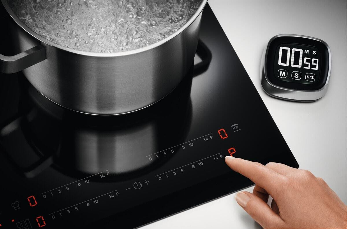 Electrolux LIT30230C Sort Indbygget 29 cm Zone induktionskogeplade 2 zone(s)