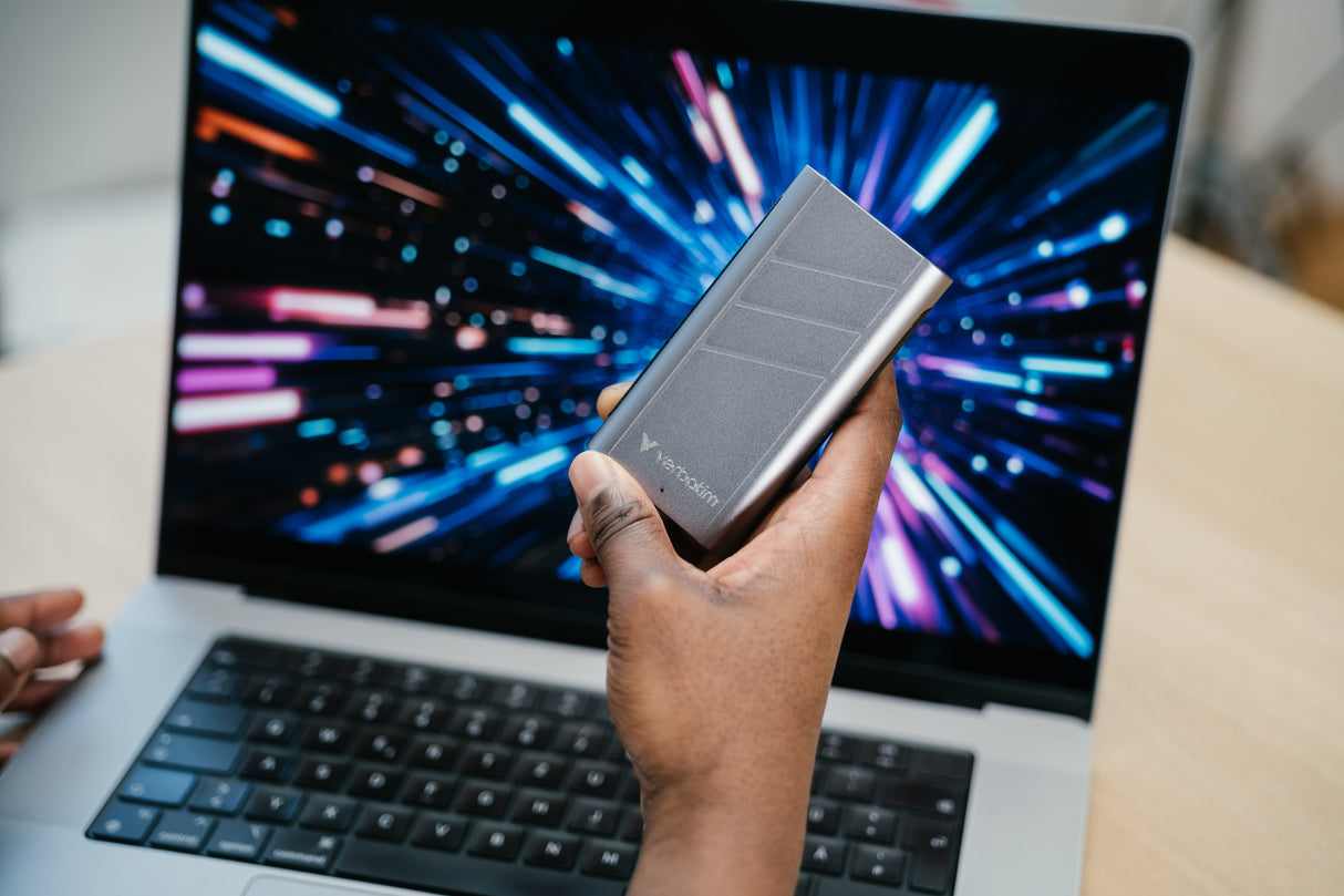 Verbatim TurboMetal SSD USB4 1TB USB Type-C USB4 Gen 2x2 Sølv