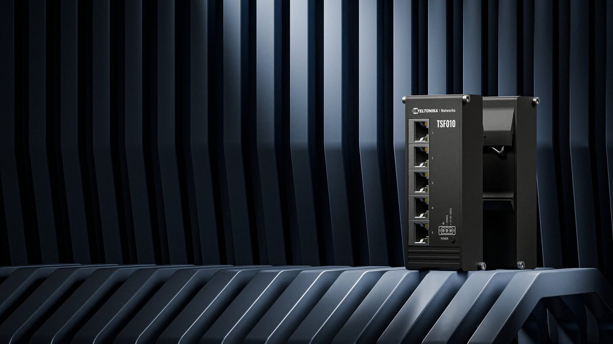 Teltonika NETWORKS TSF010 Flat Ethernet Switch Ikke administreret Fast Ethernet (10/100) DIN rail Sort