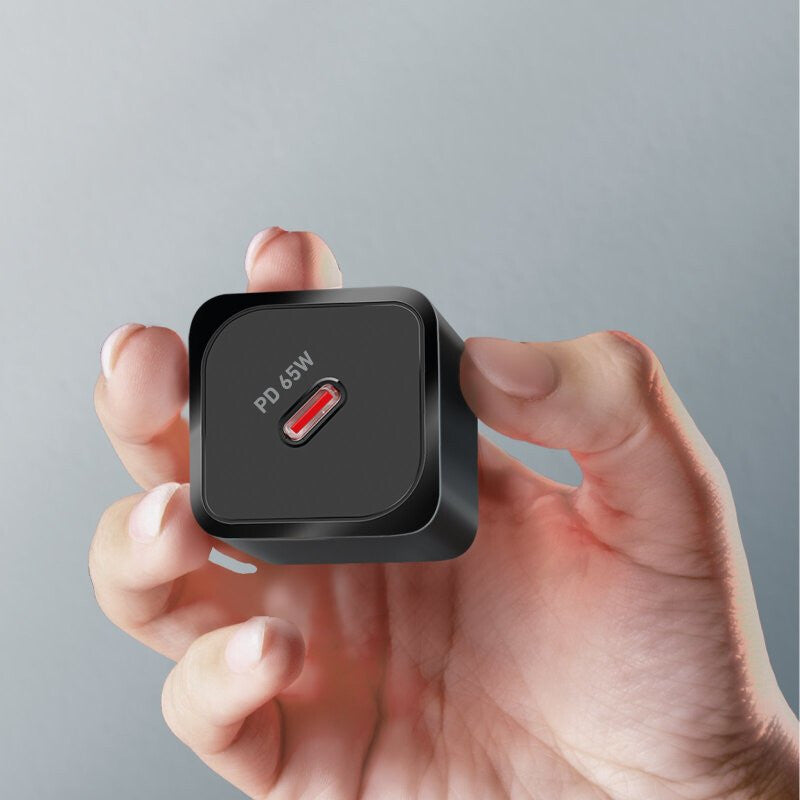 SBS TETRGAN1C65W oplader til mobil enhed Hovedtelefoner, Headset, Laptop, Smartphone, SmartWatch, Tablet Sort Vekselstrøm Hurtig opladning Indendørs