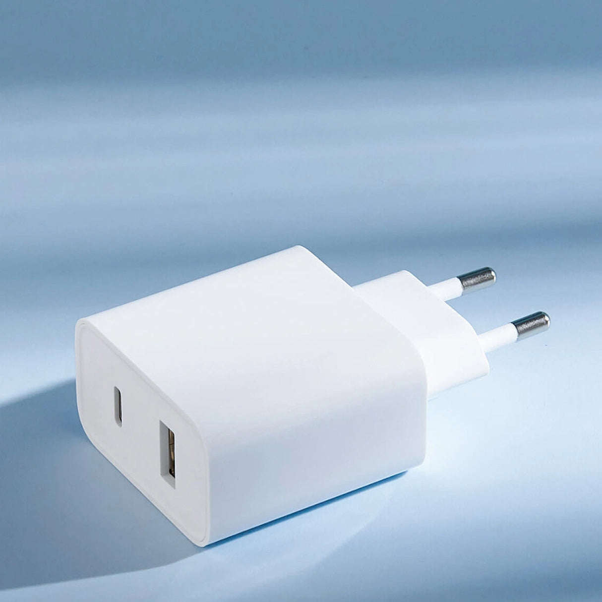 Xiaomi Travel Charger Combo hurtigoplader USB-A / USB-C 33W PD hvid (BHR4996GL)