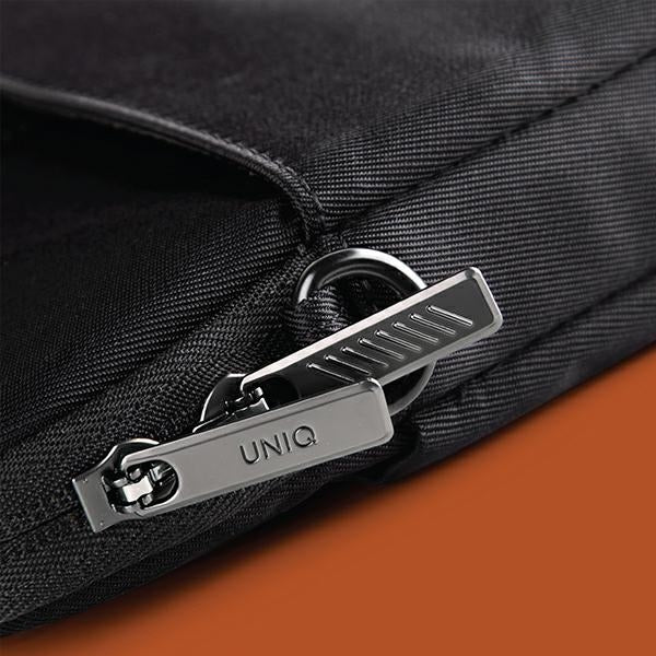 Uniq Stockholm bag for a 16" laptop - blue