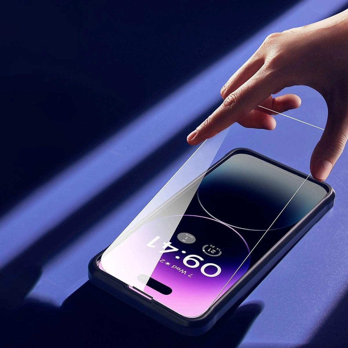 Baseus Full Screen Tempered Glass til iPhone 14 Pro Max med Anti Blue Light Filter og 0.3mm Speaker Cover + Montering Frame