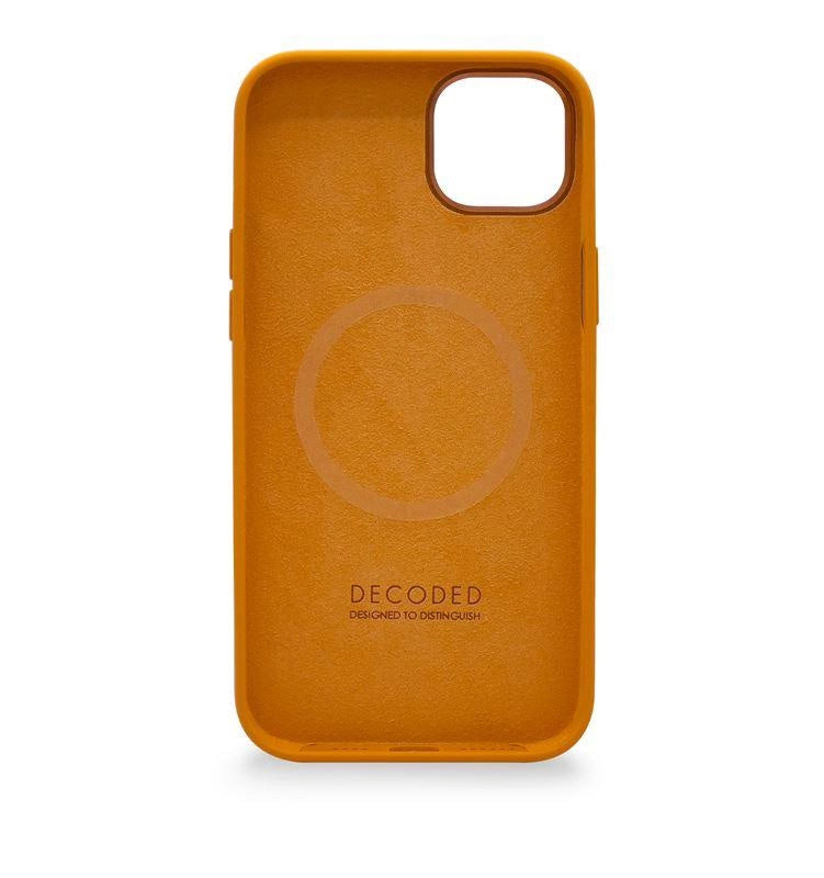 Decoded Silicone Case with MagSafe for iPhone 14 Plus - orange