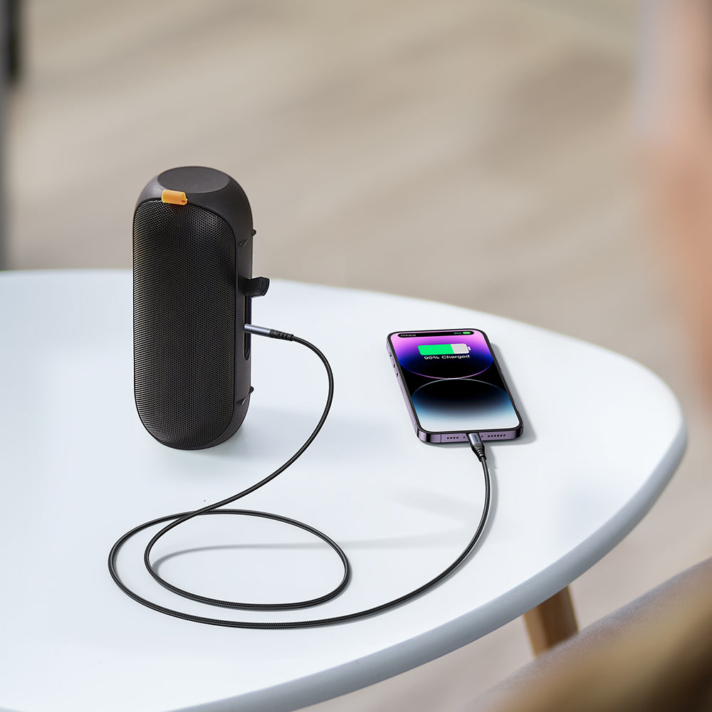 Joyroom Audio Transfer Series SY-A06 mini jack 3,5 mm / Lightning kabel 1,2 m - sort