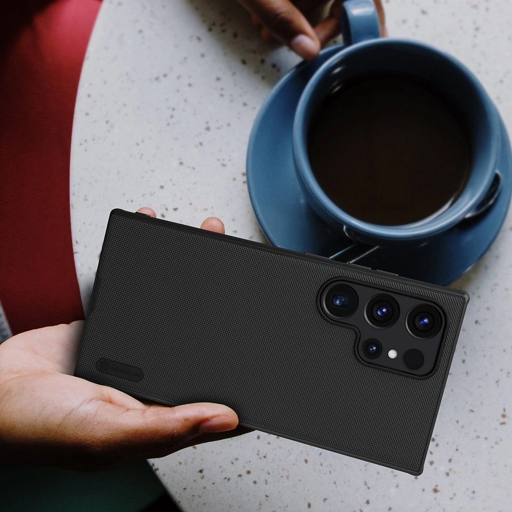 Nillkin Super Frosted Shield Pro pansret kuffert til Samsung Galaxy S24 Ultra - grønt