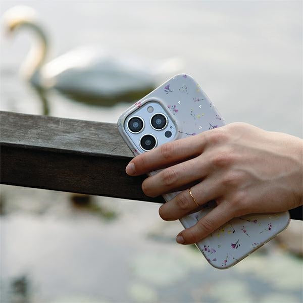 Uniq Coehl Prairie æske til iPhone 15 Pro - beige