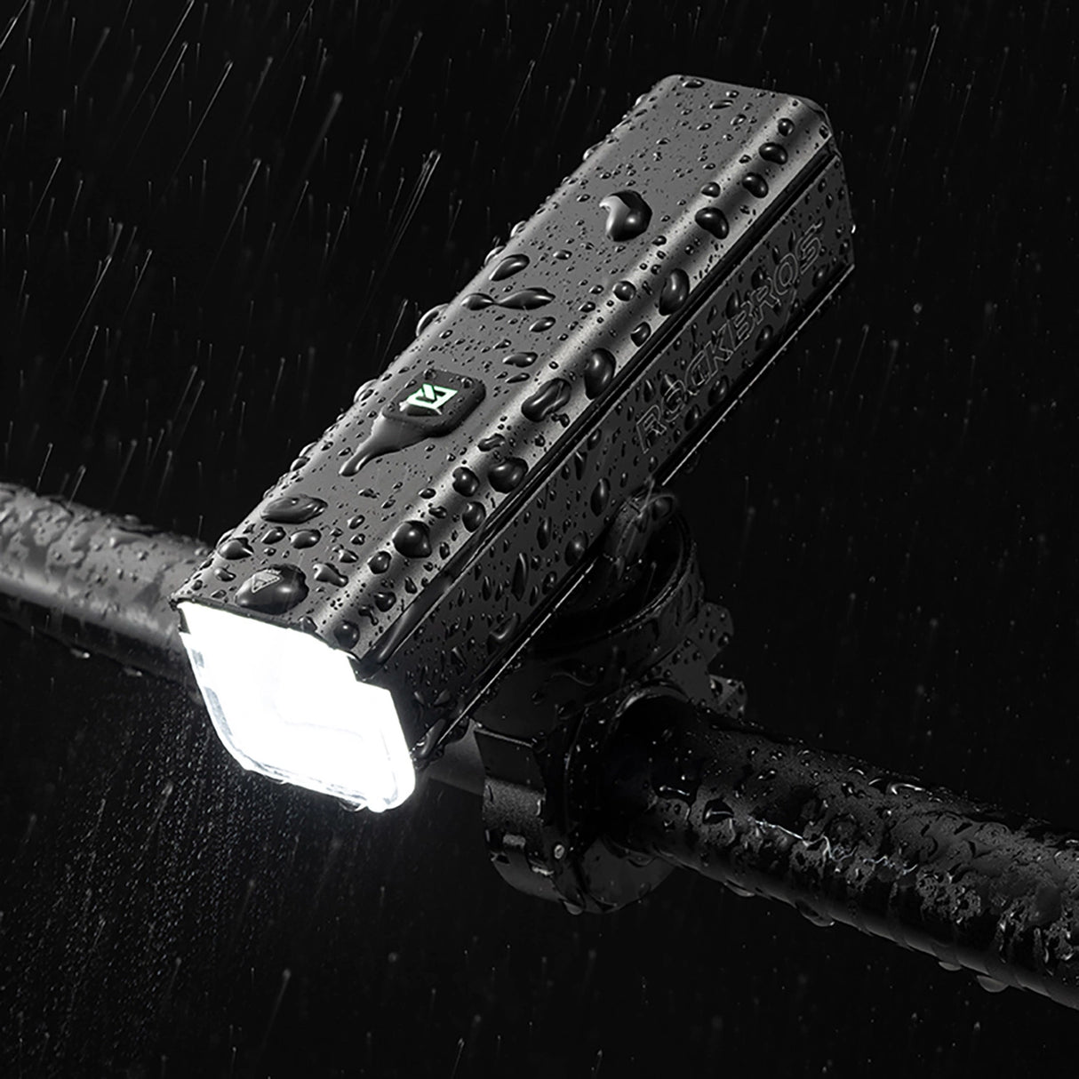 Rockbros 24610002001 forhjulslys 1000 lm + USB-C - USB-A kabel - sort