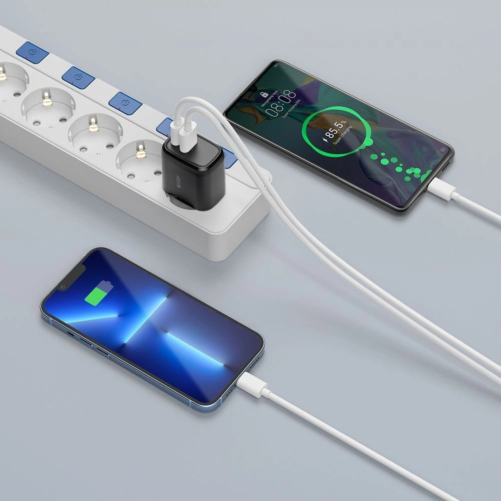 Tech-Protect C20W oplader USB-C PD 20W / USB-A QC 3.0 - sort