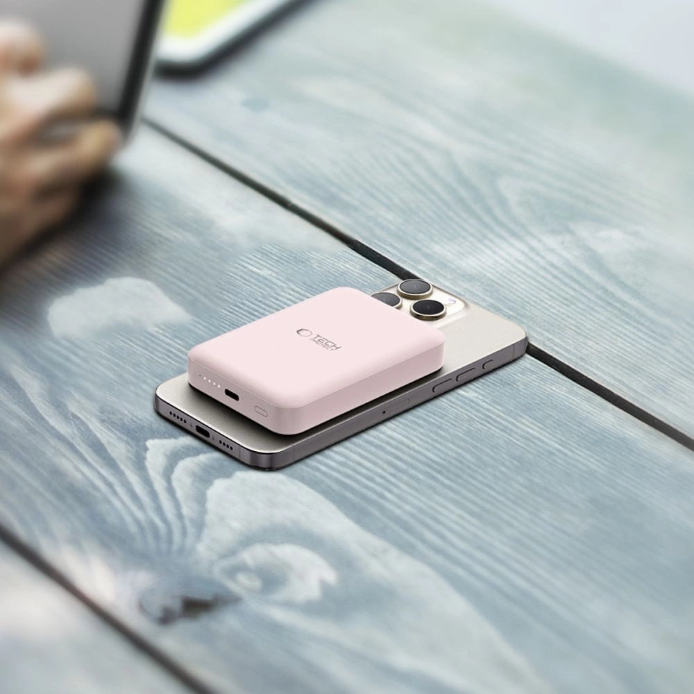 Tech-Protect LifeMag PB11 Powerbank with MagSafe 10000mAh 15W USB-C port - pink + USB-C cable