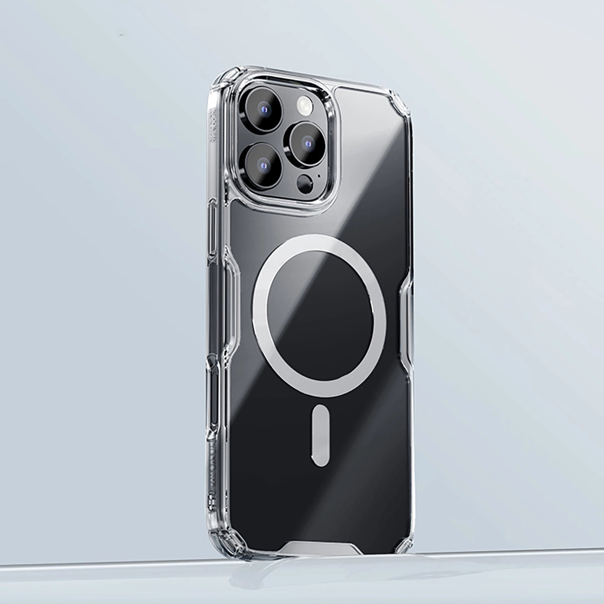 Nillkin Nature Pro Magnetic Case med MagSafe til iPhone 16 - Transparent & Hvid