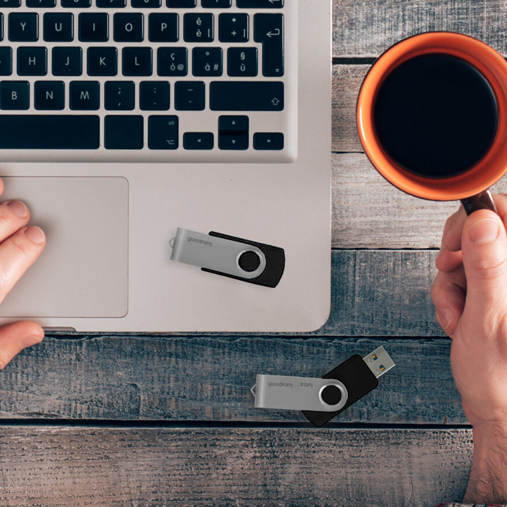 Pendrive 16 GB USB 3.2 Gen 1 UTS3 Goodram - sort