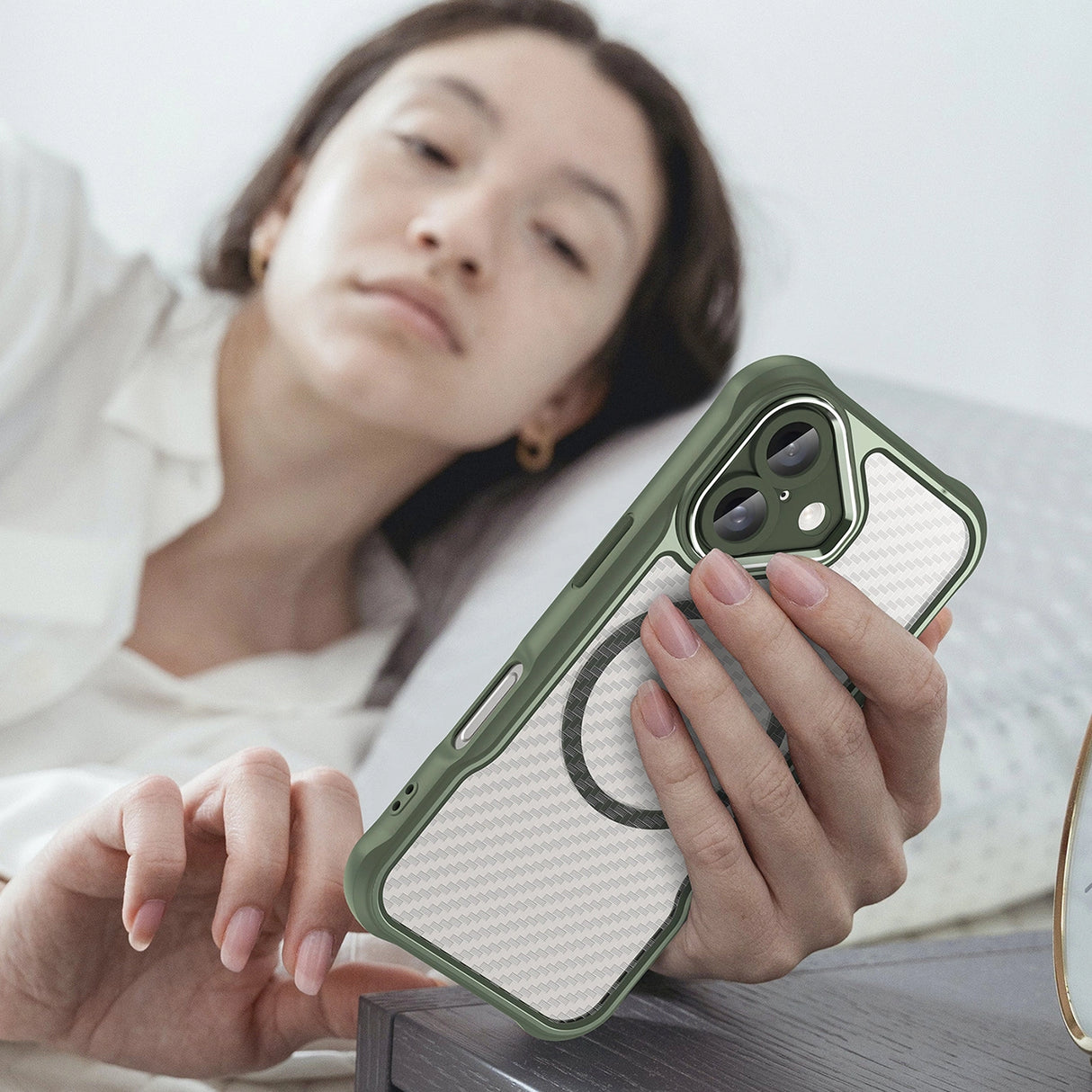 Ledende serie MagSafe Silicone Case til iPhone 16 - Grøn