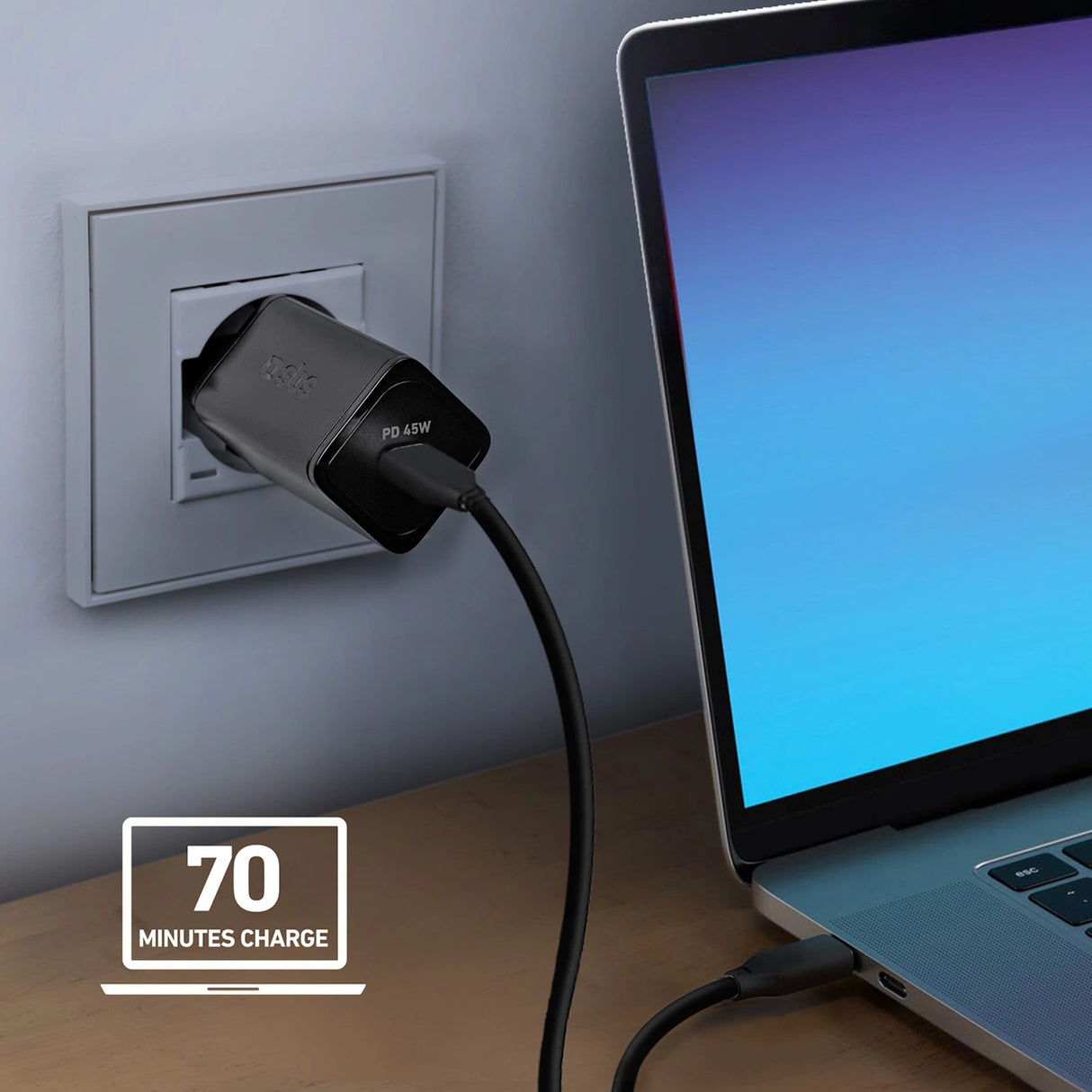 SBS TETRGAN1C45W 45W GaN USB-C Wall Charger med Power Delivery - sort