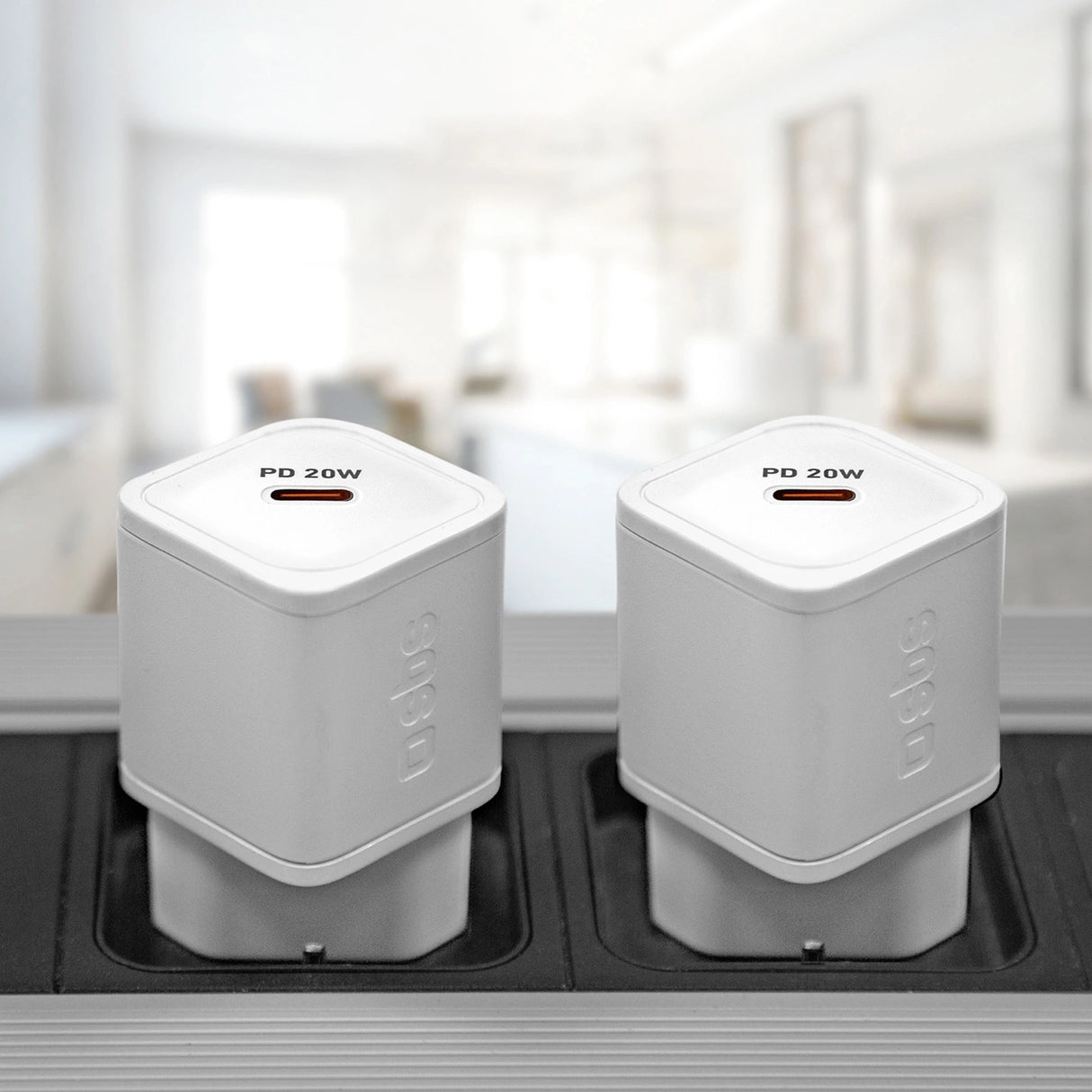 SBS TETRGAN1C20W 20W GaN Wall Charger med Power Delivery - hvid