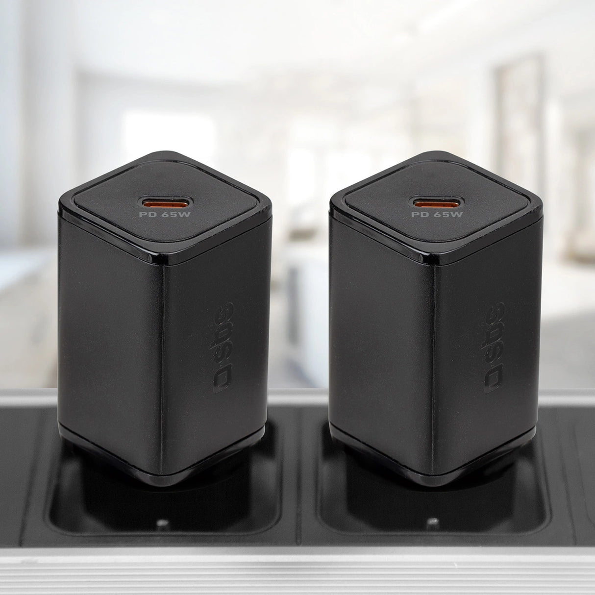 SBS TETRGAN1C65W 65W GaN Power Delivery Charger - sort