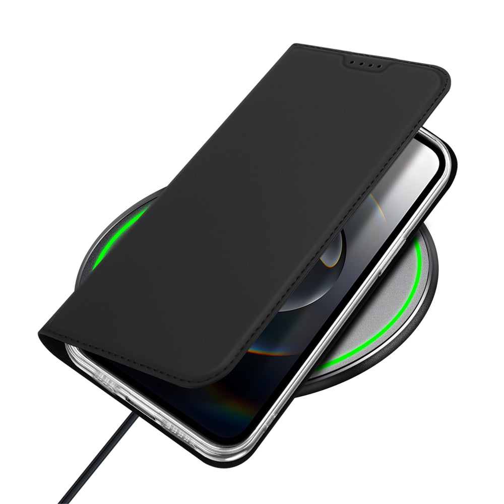 Dux Ducis Skin Pro Case til iPhone 16e / 17e - sort