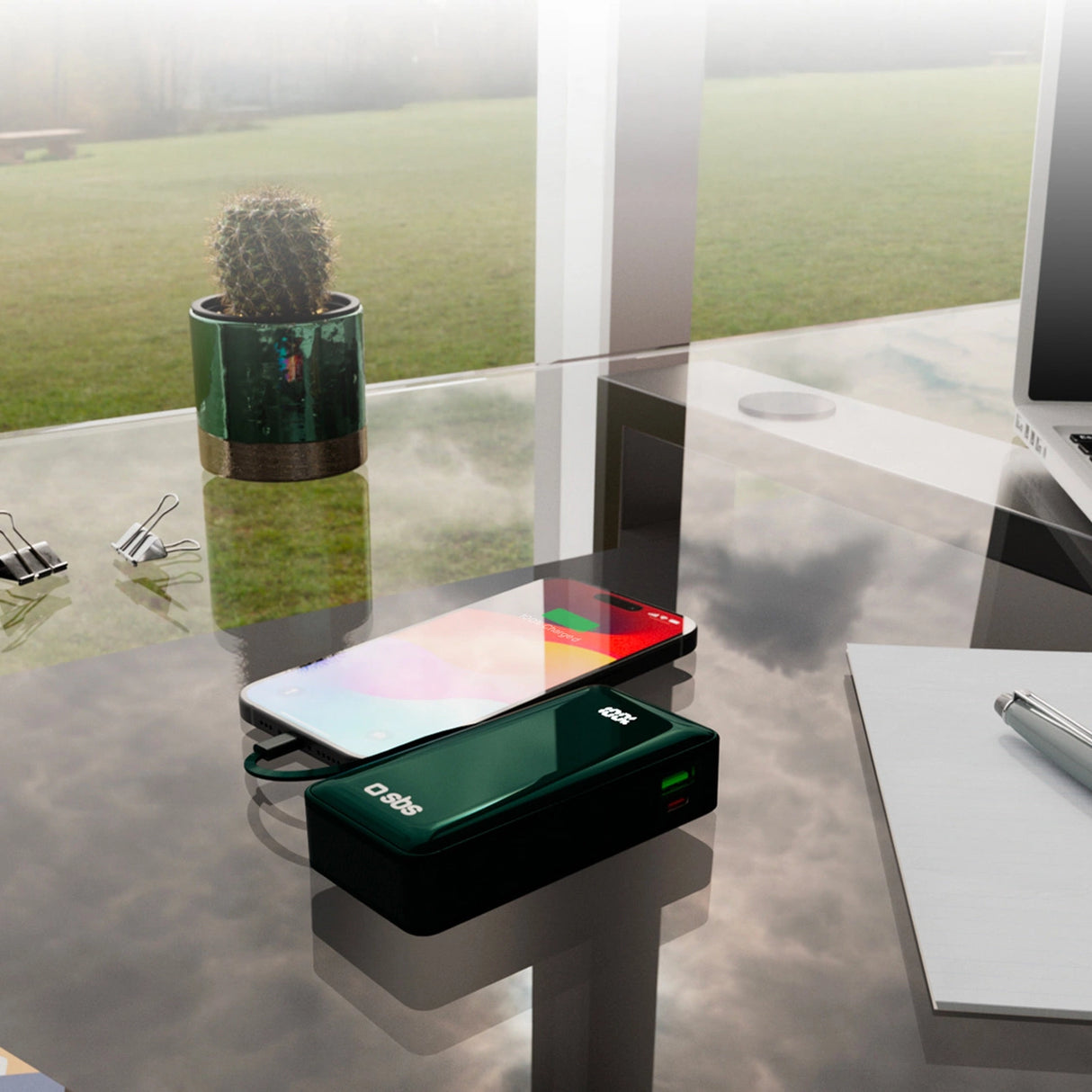 Powerbank SBS 10000 mAh 20W med indbygget USB-C-kabel og digital skærm - grøn