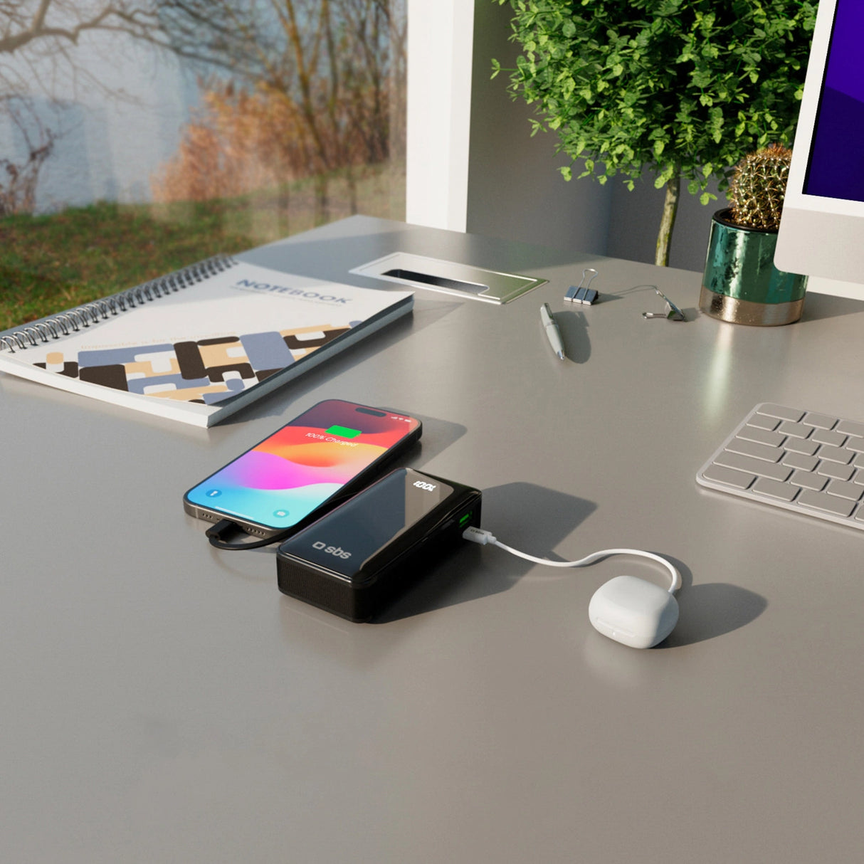 Powerbank SBS 10000 mAh 20W med indbygget USB-C-kabel og digital skærm - sort