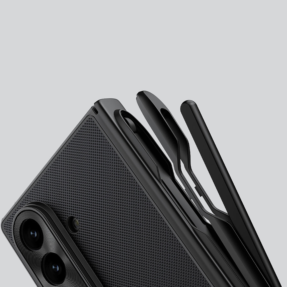 Nillkin Super Frosted Shield Fold Magnetic Case til Samsung Galaxy Z Fold 7 Kompatibel med MagSafe - sort