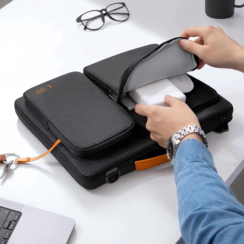 Tech-Protect Defender Bag til 15-16 Laptop - sort og orange