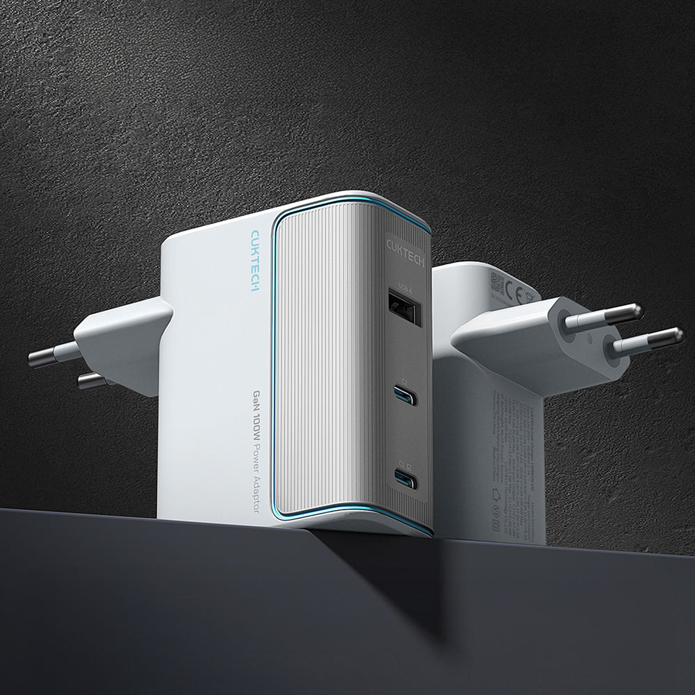 Cuktech AD1003EU 100W GaN 2x USB-C + USB-A Wall Charger med kabel - hvid