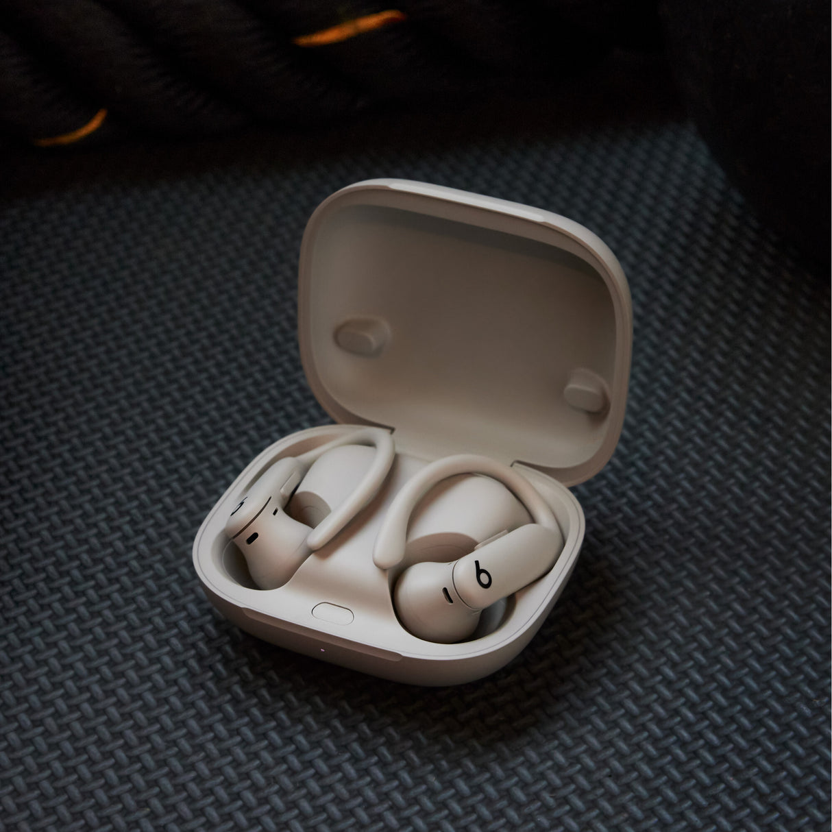 Apple Powerbeats Pro 2 Headset Trådløs I ørerne, Ørekrog Sport Bluetooth Sand