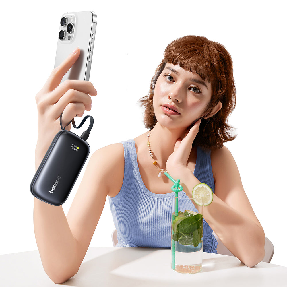 Baseus EnerFill FC21 Qpow 3 Ultra 10000mAh 45W Power Bank med vedhæftet Lanyard Cable - sort