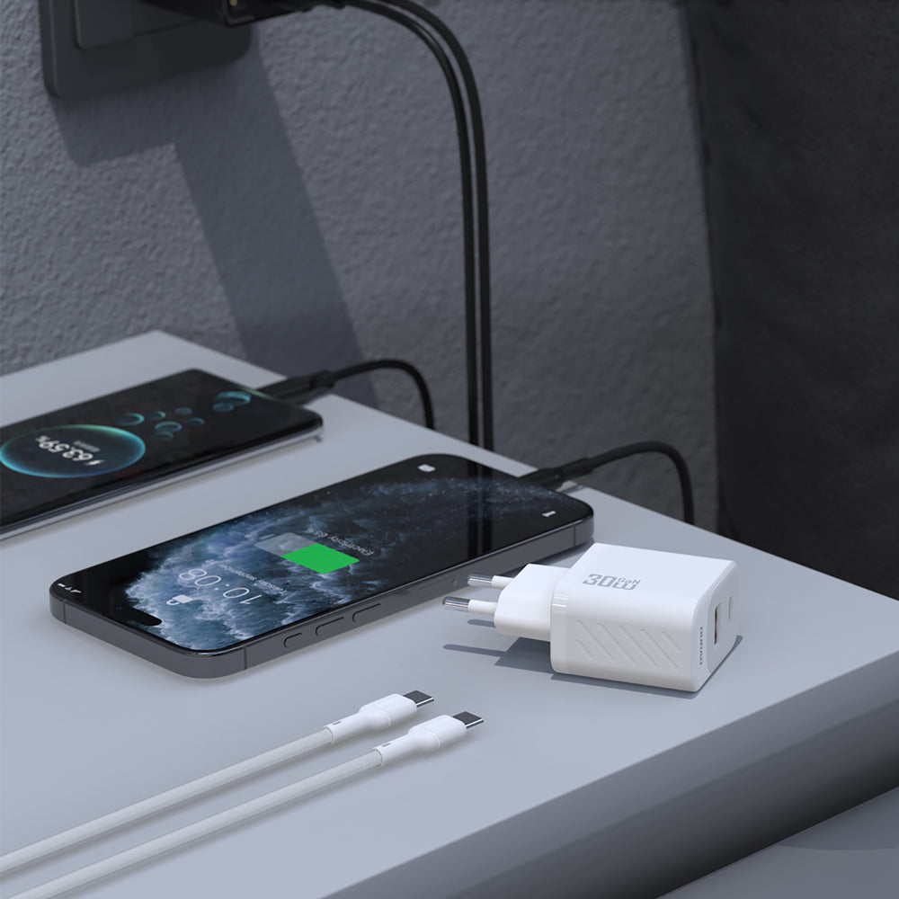 Dudao A27TCEU PD 30W GaN USB-A USB-C Wall Charger med USB-C-kabel - hvid