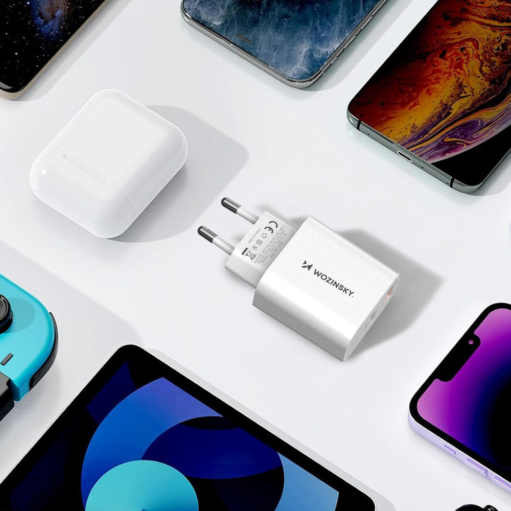 Wozinsky WLS-20W 20W USB-A USB-C Wall Charger med 1m USB-C - USB-C-kabel - hvid