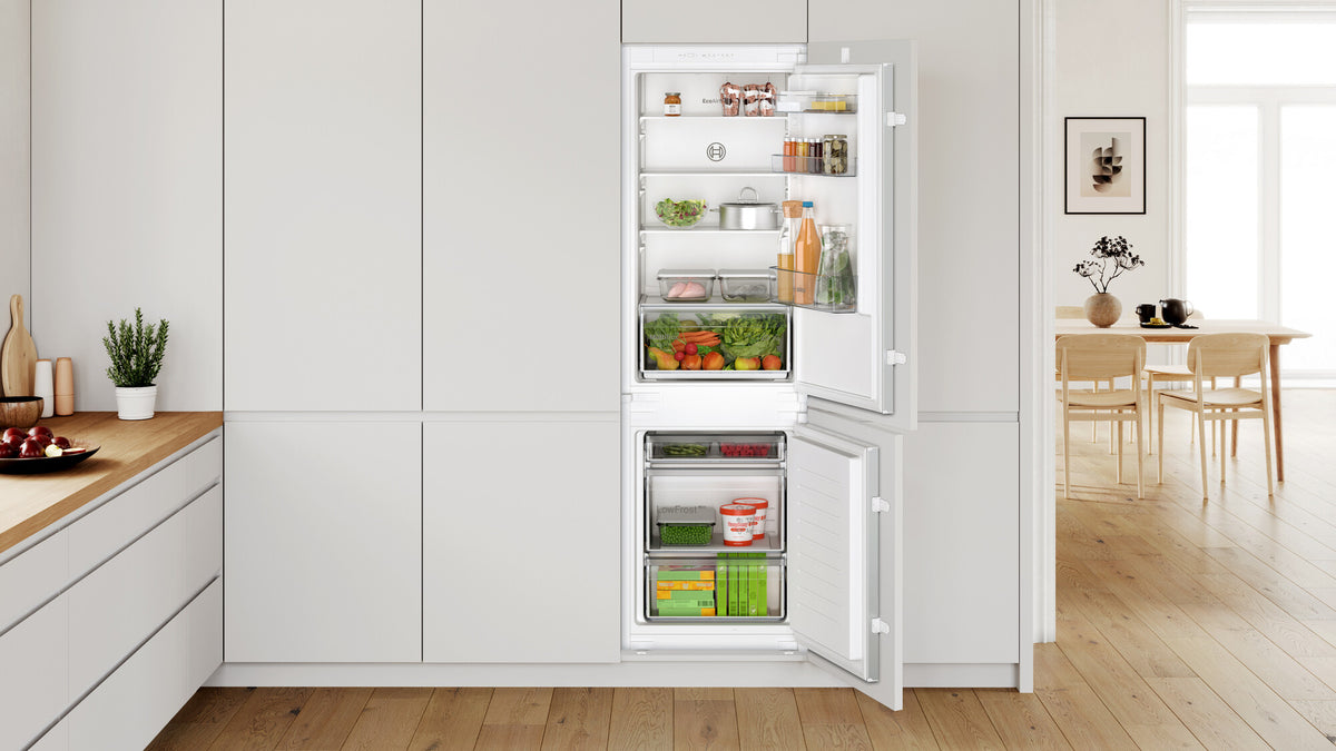 Bosch KIV86NSE0 integrerbart kølefryseskab