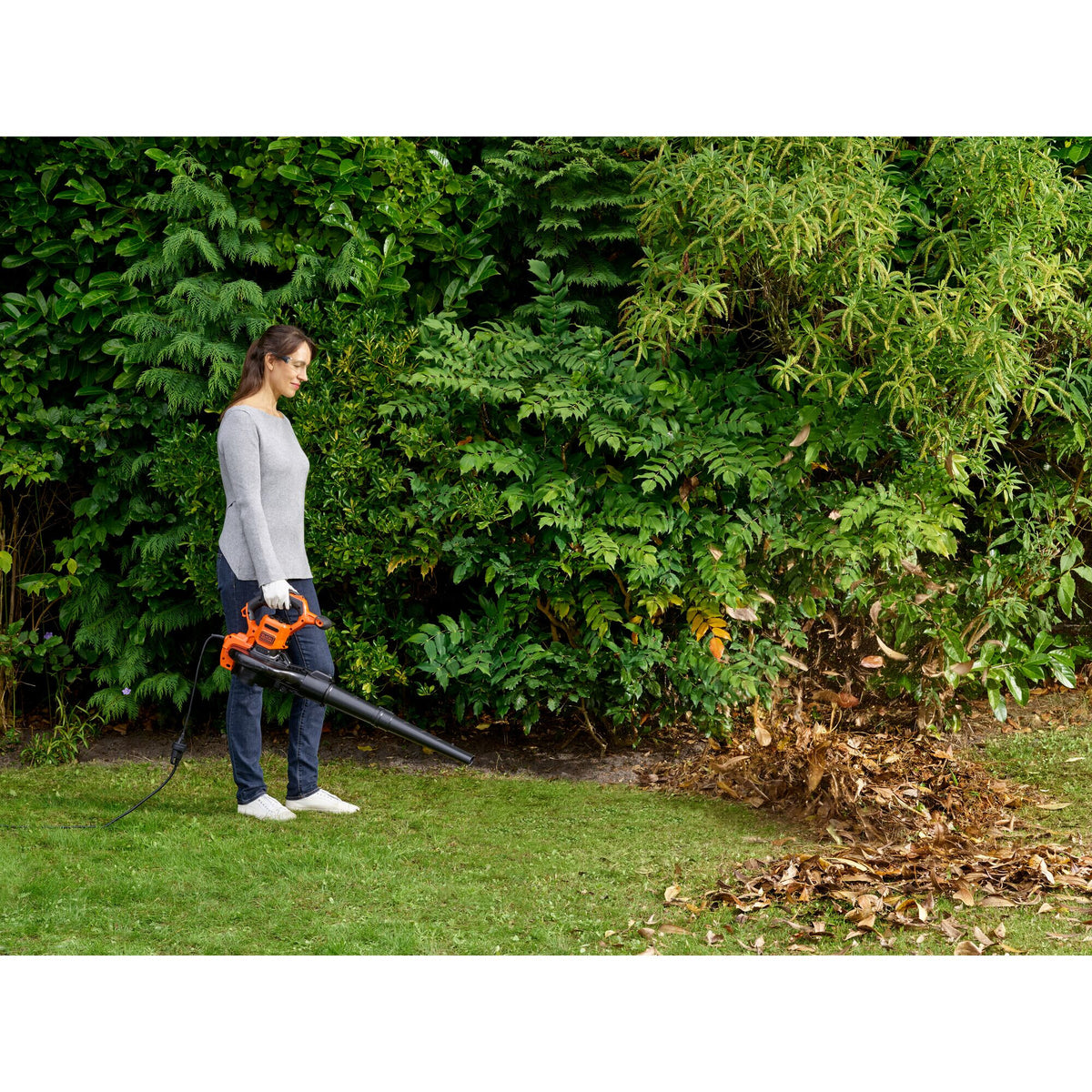 BLACK+DECKER BEBLV300-QS Løvblæser/løvsuger Elektrisk 3000W