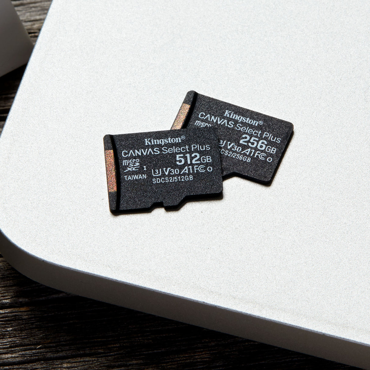 Kingston Technology Canvas Select 512 GB micSDXC Plus 100R A1 C10-kort + ADP
