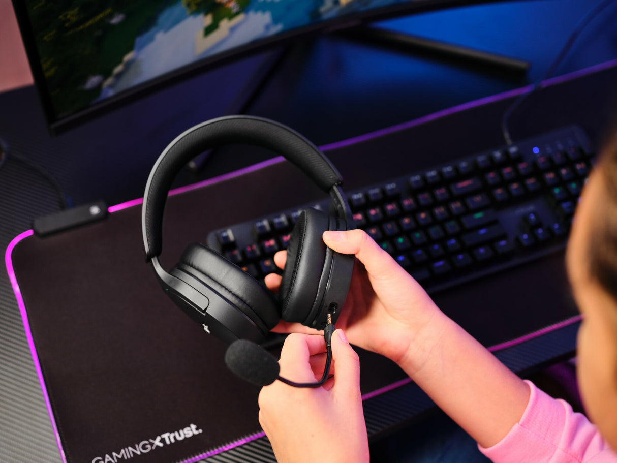 Trust GXT 491 Fayzo Headset Kabel & trådløs Spil USB Type-C Bluetooth Sort