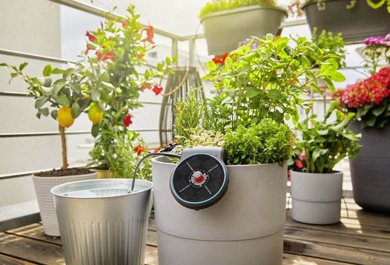 Gardena AquaBloom Solar-powered irrigation set