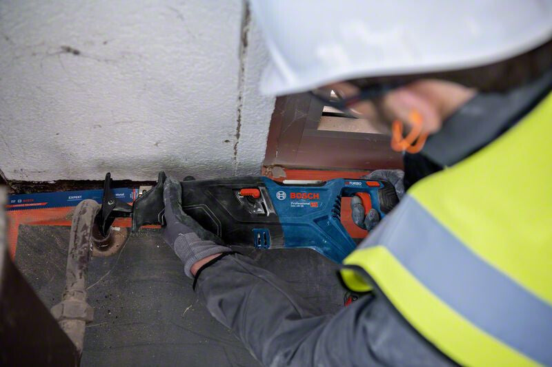 Bosch GSA 18V-28 Professional Bajonetsav 18V Uden batteri Batteri og lader ikke inkluderet 1100W