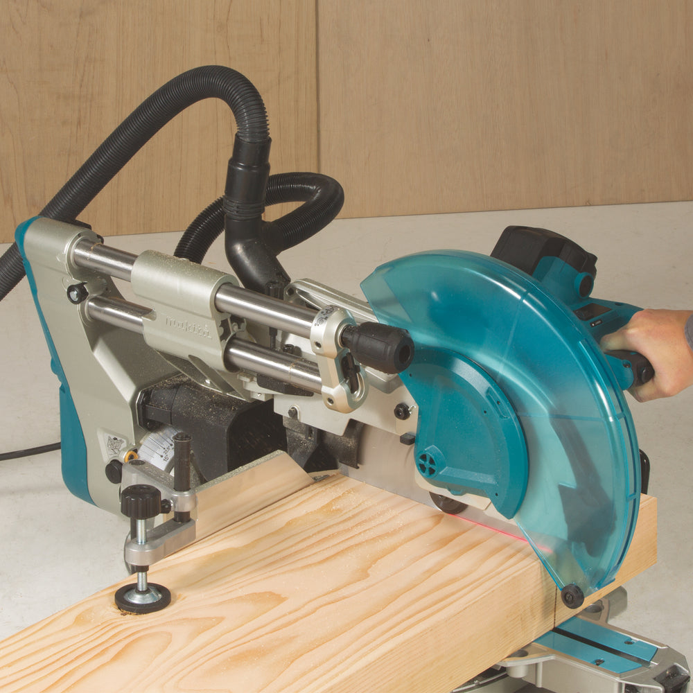 Makita LS1219L Kap-/geringssav 1800W