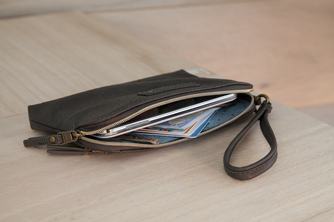 Golla Air Wristlet mobiltelefon etui Tegnebogsetui Sort