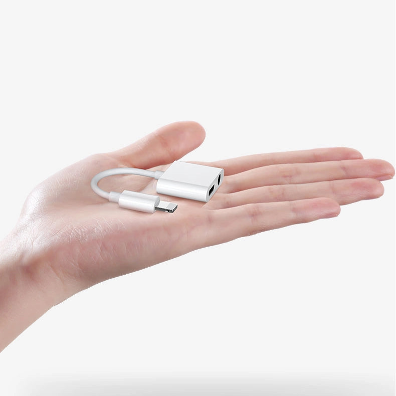 Joyroom S-Y104 hovedtelefonadapter Lightning - Lightning / mini jack 3,5 mm - hvid