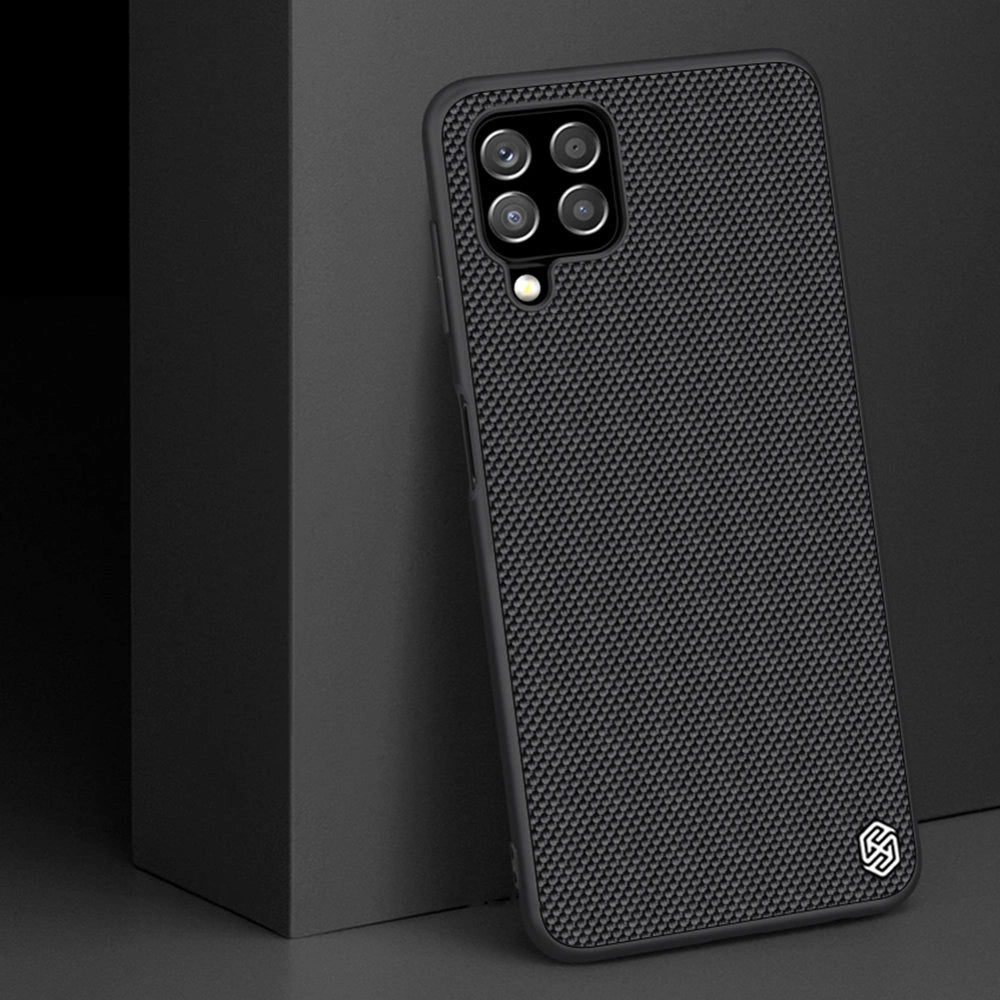 Nillkin Textured Case holdbar forstærket etui med gel ramme og nylon tilbage til Samsung Galaxy A22 4G sort