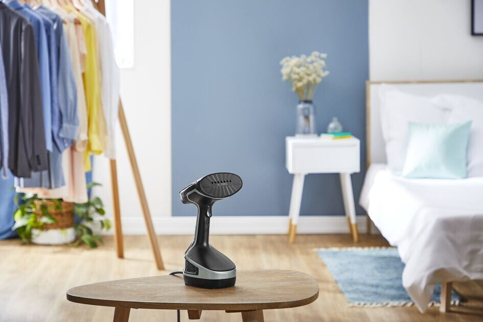 Tefal Acces Steam Force DT8270 Håndholdt beklædningsdamper 0,2 L 2000 W Sort