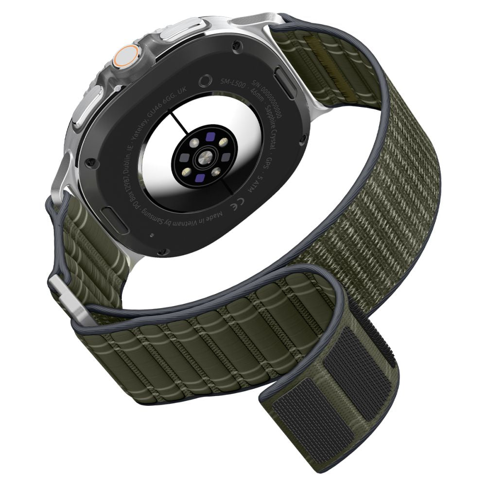 Spigen Wbf0 Band Til Samsung Galaxy Watch 8 / 9 / Classic (40 / 44 / 46 Mm) Grøn