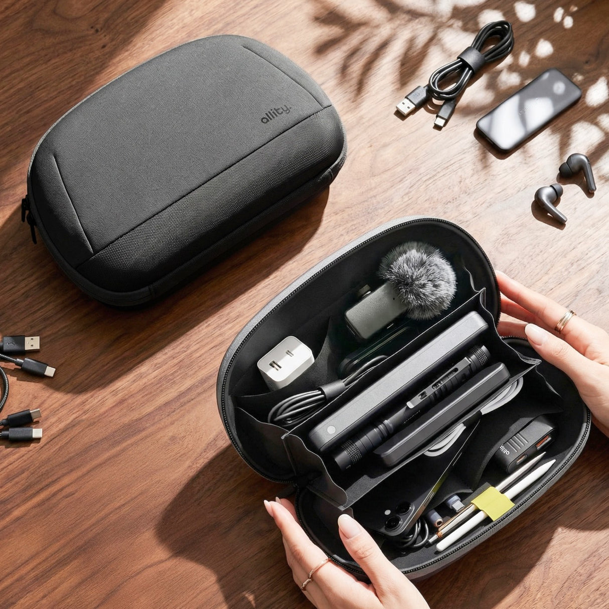 Allity Universal 6in1 Travel Organizer with 6 storage compartments