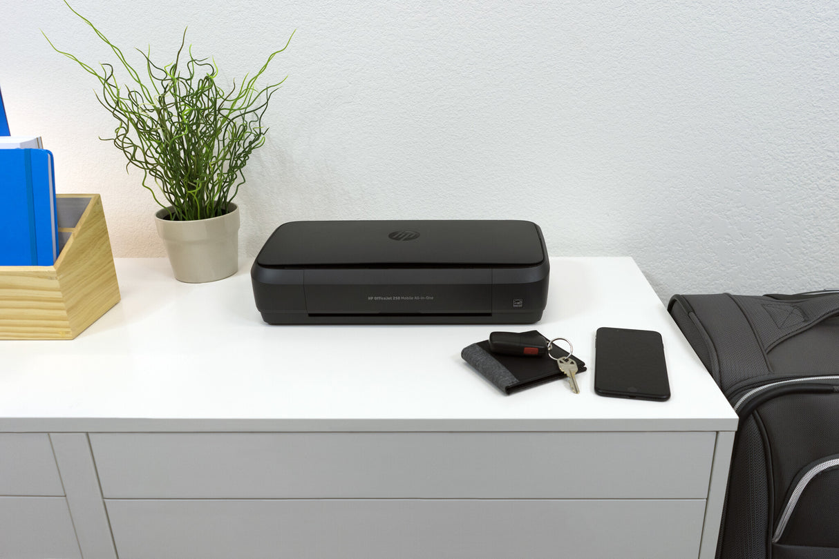 HP OfficeJet Mobile 250 Trådløst All-in-One Farve Printer, Kopimaskine, scanner