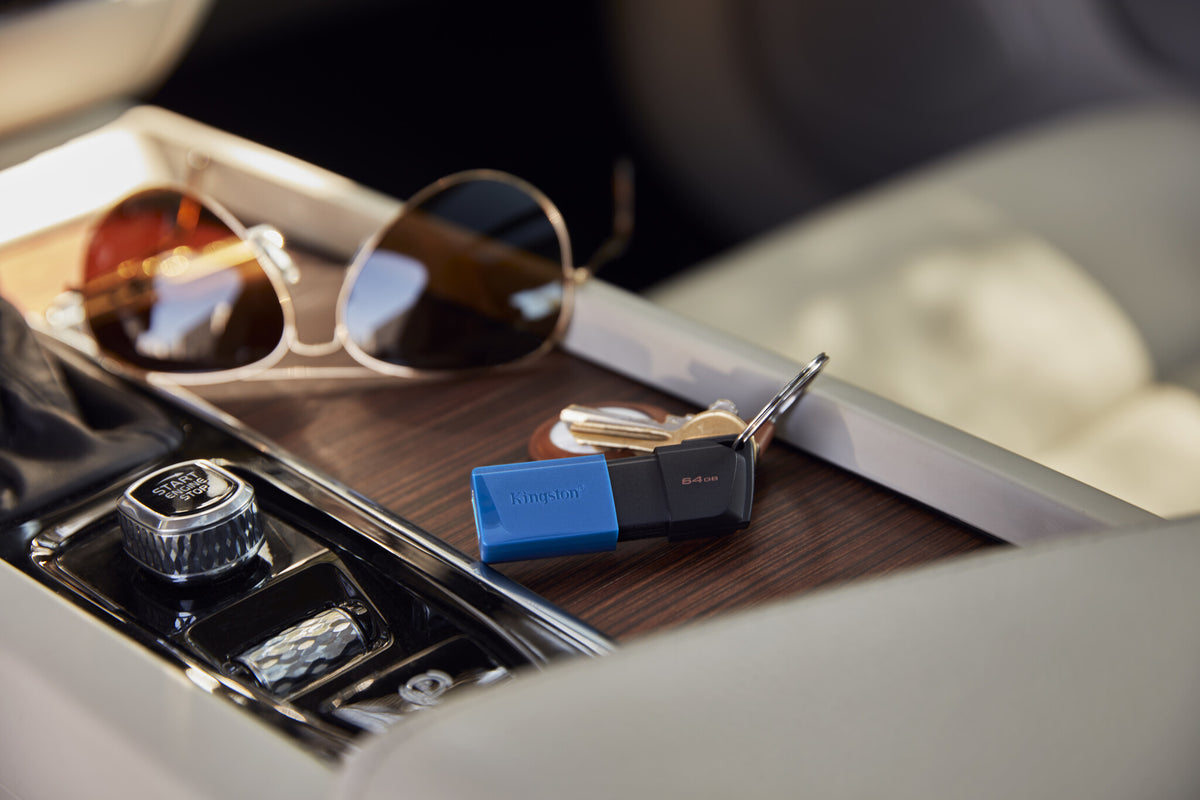 Kingston Technology DataTraveler 64 GB USB 3.2 Gen 1 Exodia M (sort + blå) - 2 stk.