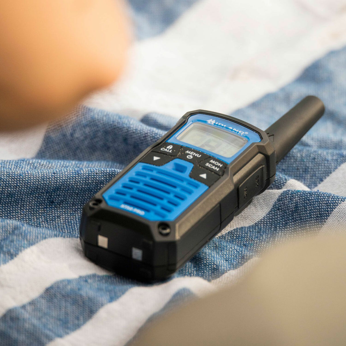 Midland XT50 Pro to-vejs radio 85 kanaler Sort, Blå