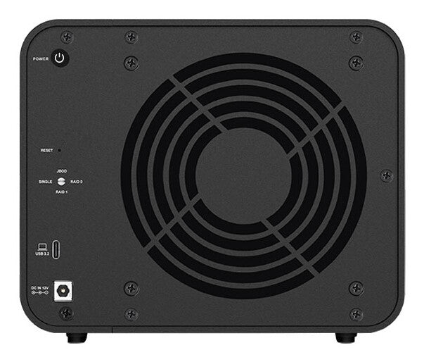 TerraMaster D8 HYBRID disk array Desktop Sort