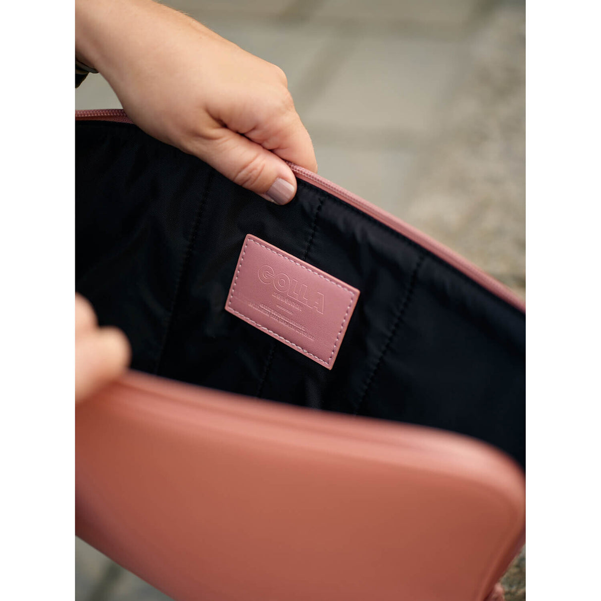 Golla Sleeve Metro Neoprene 15" Dirty Pink