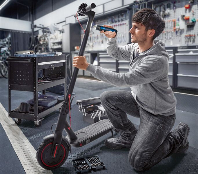 Bosch GO Professional 396 rpm 320 g Sort, Blå
