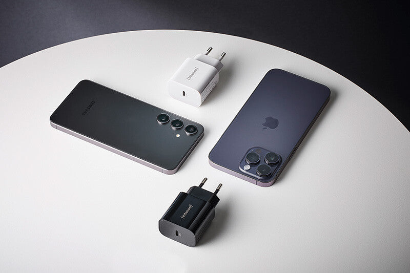 Intenso POWER ADAPTER USB-C/7802012 Universel Hvid Vekselstrøm Hurtig opladning Indendørs